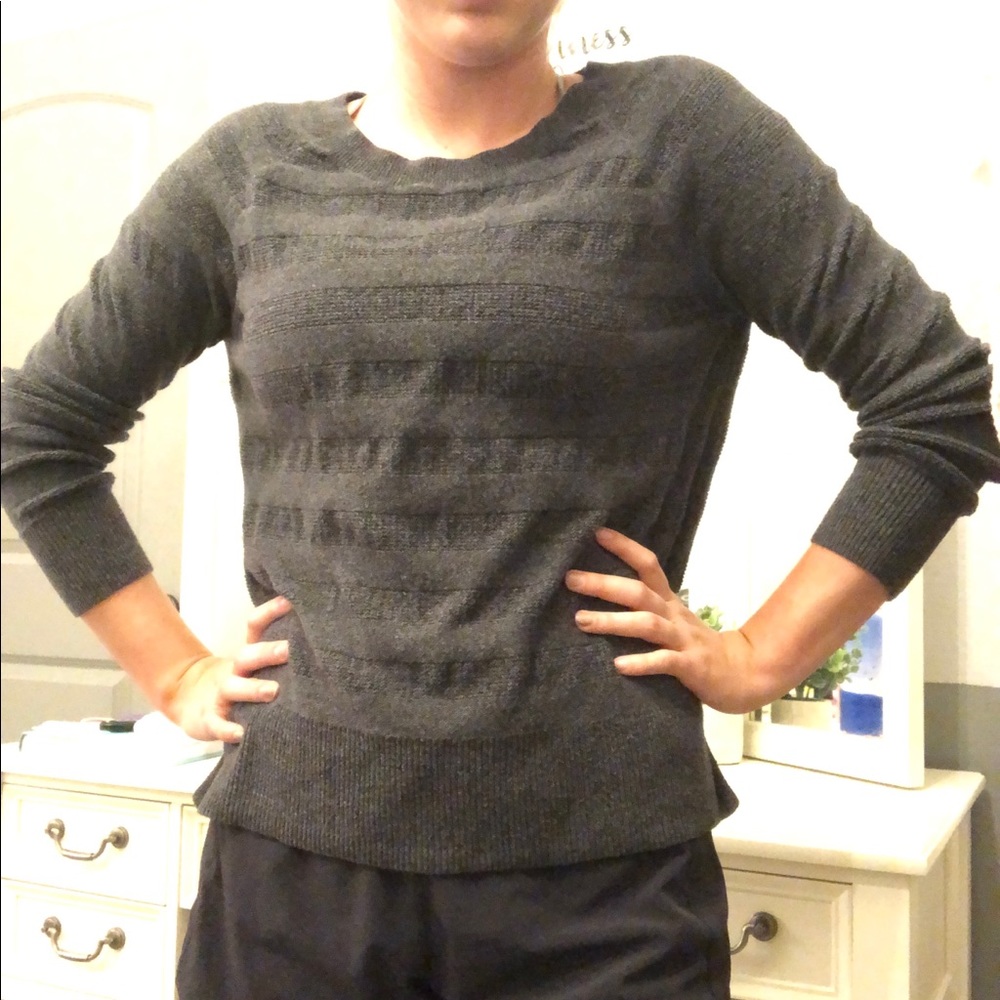 STRIPPED GREY LONG SLEEVE SHIRT